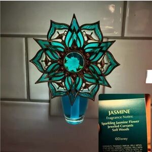 Bath & body Works Disney Princess Jasmine wallflower and wall scent